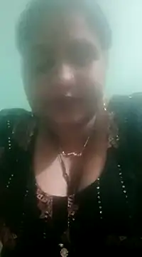 Snapshot of seemi_bhabhi chatting on March 11, 7:37 am seemi bhabhi online show from March 11, 7:37 am