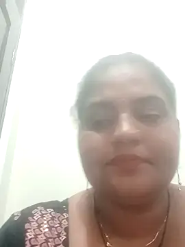 Snapshot of seemi_bhabhi chatting on March 12, 4:24 pm seemi bhabhi online show from March 12, 4:24 pm