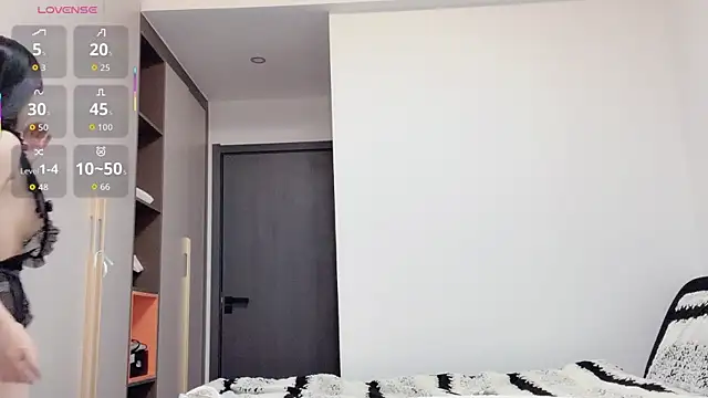 Snapshot of Lucky-susuBB chatting on February 7, 12:47 am Lucky-susuBB online show from February 7, 12:47 am