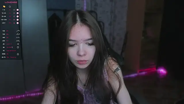 SweetyDeviliya online show from December 3, 1:35 am