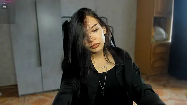 Snapshot of SweetyDeviliya chatting on April 27, 6:44 am SweetyDeviliya online show from April 27, 6:44 am