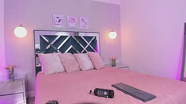 Snapshot of ibella7 chatting on January 15, 7:39 pm ibella7 online show from January 15, 7:39 pm