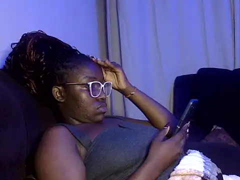 Snapshot of Chichii- chatting on January 17, 8:56 pm Chichii- online show from January 17, 8:56 pm