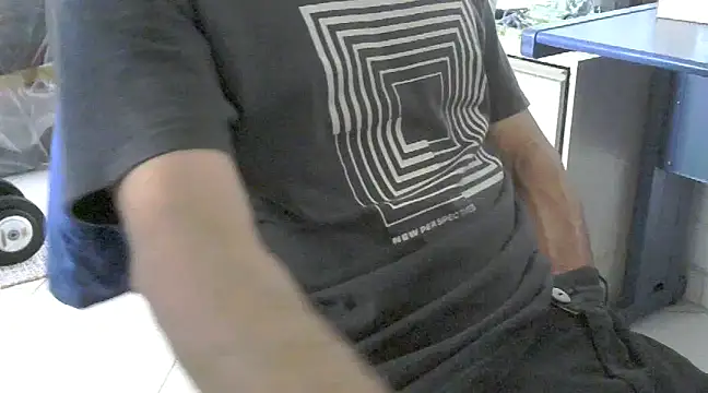 bbehemothh online show from December 23, 6:48 pm