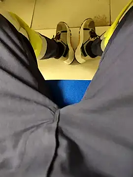 Snapshot of coppiapazza chatting on December 5, 9:17 pm coppiapazza online show from December 5, 9:17 pm