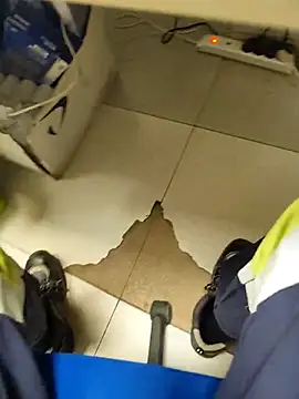 Snapshot of coppiapazza chatting on February 21, 7:54 pm coppiapazza online show from February 21, 7:54 pm