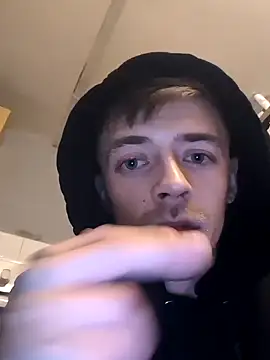 Snapshot of m19lonely chatting on January 18, 2:36 am m19lonely online show from January 18, 2:36 am