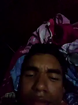 Reynold2608 online show from April 21, 1:42 am