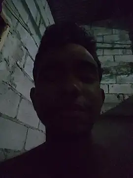 Snapshot of Reynold2608 chatting on July 10, 1:43 am Reynold2608 online show from July 10, 1:43 am