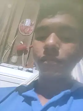 Snapshot of Reynold2608 chatting on July 19, 3:54 am Reynold2608 online show from July 19, 3:54 am