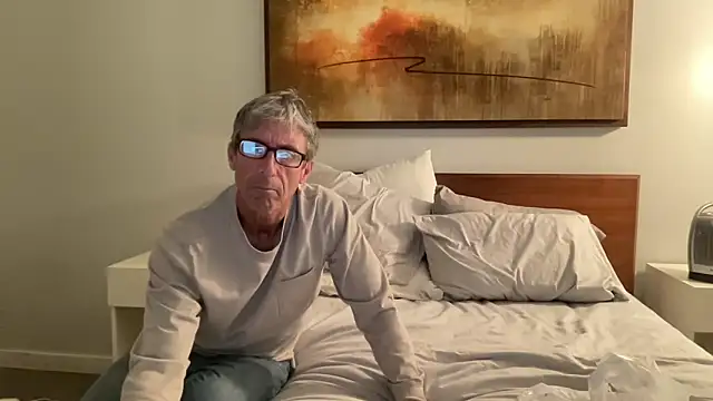 Snapshot of jakesy4all chatting on October 31, 11:55 am jakesy4all online show from October 31, 11:55 am