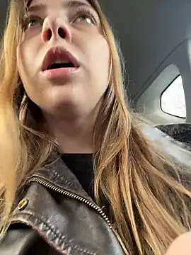 Sunny   Bunny online show from April 4, 1:08 pm