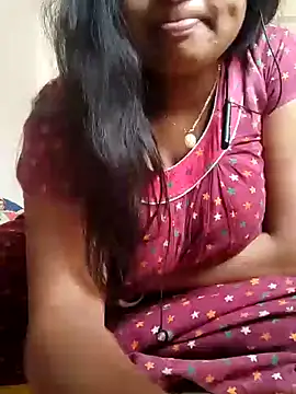 Snapshot of Priya_2222 chatting on January 20, 7:04 am Priya 2222 online show from January 20, 7:04 am