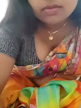 Snapshot of Priya_2222 chatting on January 21, 3:54 pm Priya 2222 online show from January 21, 3:54 pm