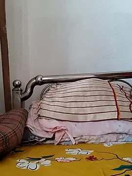 Snapshot of Priya_2222 chatting on March 1, 5:31 am Priya 2222 online show from March 1, 5:31 am