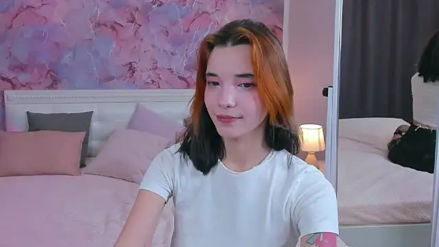 Snapshot of as1an_girlfriend chatting on December 7, 6:54 am as1an girlfriend online show from December 7, 6:54 am