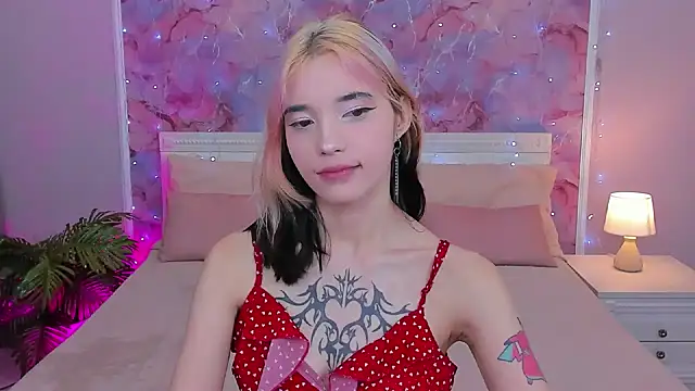 Snapshot of as1an_girlfriend chatting on January 3, 7:27 am as1an girlfriend online show from January 3, 7:27 am