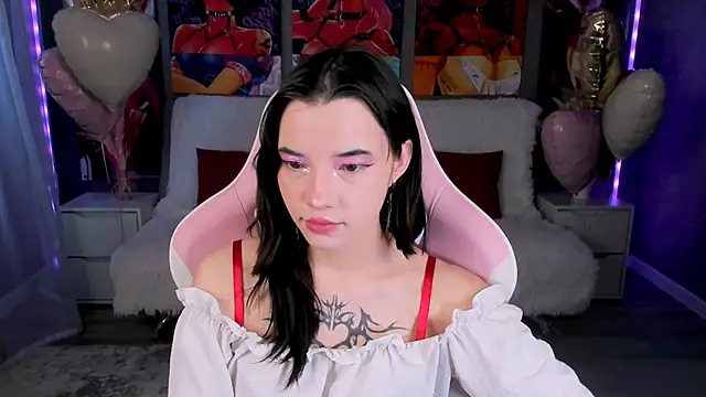 as1an girlfriend online show from February 16, 6:42 am