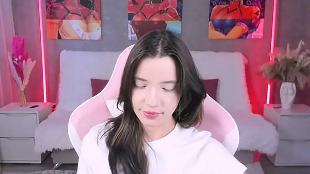 Snapshot of as1an_girlfriend chatting on May 20, 3:24 am as1an girlfriend online show from May 20, 3:24 am
