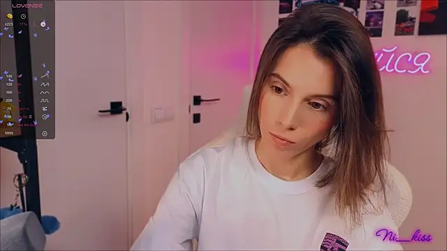  ni kiss online show from September 23, 6:55 pm