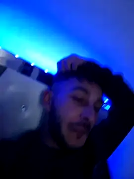 Snapshot of Iulianmarius12 chatting on February 3, 1:04 am Iulianmarius12 online show from February 3, 1:04 am