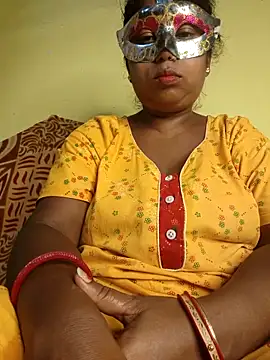 Snapshot of tinabhabhi chatting on May 24, 9:47 am tinabhabhi online show from May 24, 9:47 am