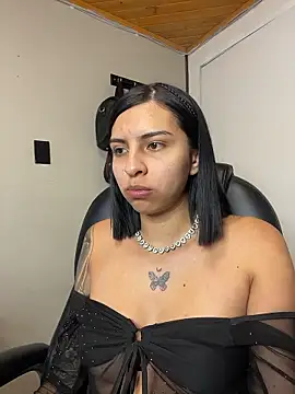 Hilary pinkk online show from January 17, 3:00 am