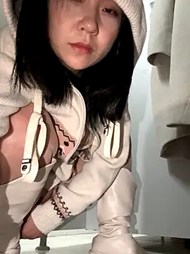 Xixi-Gala online show from December 6, 8:05 am