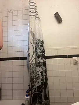 Snapshot of tallnerdyguy chatting on February 24, 11:03 pm tallnerdyguy online show from February 24, 11:03 pm