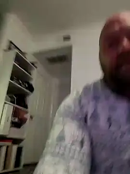 Strong Bear89 online show from December 24, 4:11 am