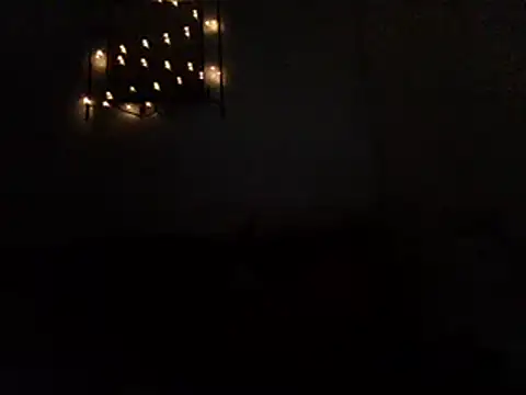 Snapshot of ivylee31 chatting on December 5, 2:33 pm ivylee31 online show from December 5, 2:33 pm