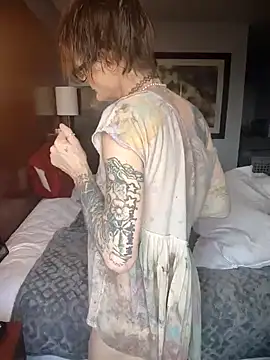 Snapshot of ivylee31 chatting on January 8, 9:01 pm ivylee31 online show from January 8, 9:01 pm