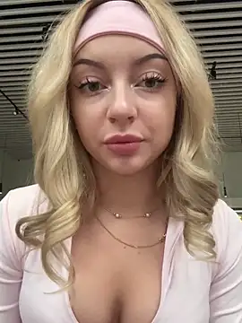 Snapshot of melissa_grr chatting on December 9, 9:28 am melissa grr online show from December 9, 9:28 am