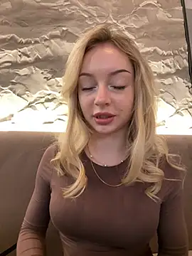 Snapshot of melissa_grr chatting on December 14, 10:45 am melissa grr online show from December 14, 10:45 am