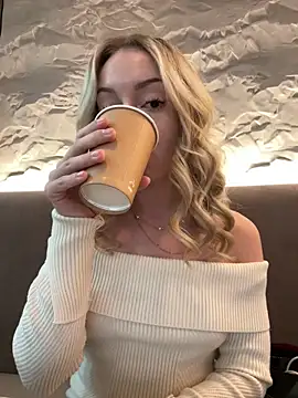 Snapshot of melissa_grr chatting on December 16, 8:31 am melissa grr online show from December 16, 8:31 am