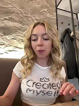 Snapshot of melissa_grr chatting on December 22, 8:38 am melissa grr online show from December 22, 8:38 am