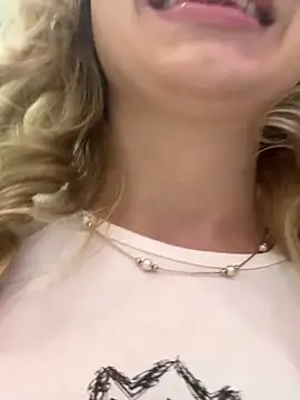 Snapshot of melissa_grr chatting on December 22, 11:44 am melissa grr online show from December 22, 11:44 am