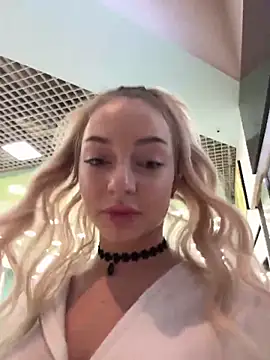 Snapshot of melissa_grr chatting on January 10, 2:45 pm melissa grr online show from January 10, 2:45 pm