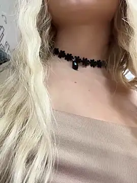 Snapshot of melissa_grr chatting on January 17, 12:52 pm melissa grr online show from January 17, 12:52 pm