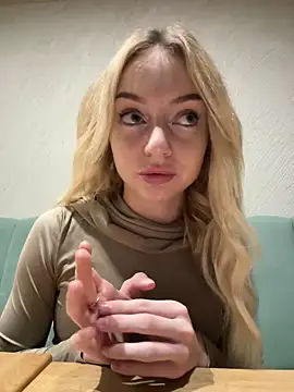 Snapshot of melissa_grr chatting on January 20, 1:53 pm melissa grr online show from January 20, 1:53 pm