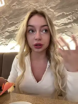 Snapshot of melissa_grr chatting on January 22, 1:00 pm melissa grr online show from January 22, 1:00 pm