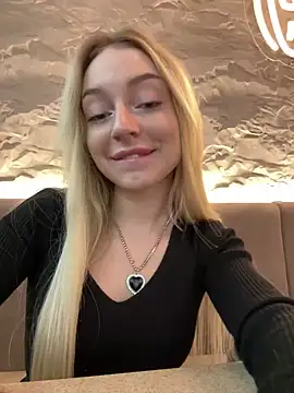 Snapshot of melissa_grr chatting on February 1, 9:32 am melissa grr online show from February 1, 9:32 am