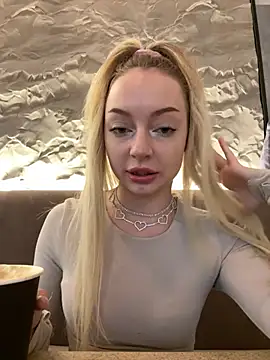 Snapshot of melissa_grr chatting on February 5, 11:02 am melissa grr online show from February 5, 11:02 am