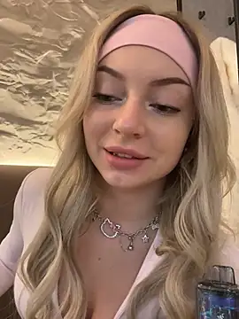 Snapshot of melissa_grr chatting on February 22, 10:40 am melissa grr online show from February 22, 10:40 am