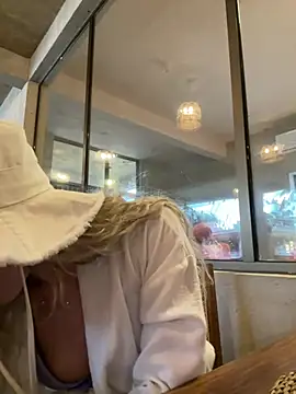 Snapshot of melissa_grr chatting on March 1, 12:34 pm melissa grr online show from March 1, 12:34 pm