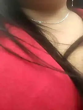 sara pineros online show from December 27, 9:00 pm