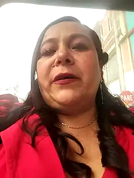 sara pineros online show from February 27, 8:53 pm