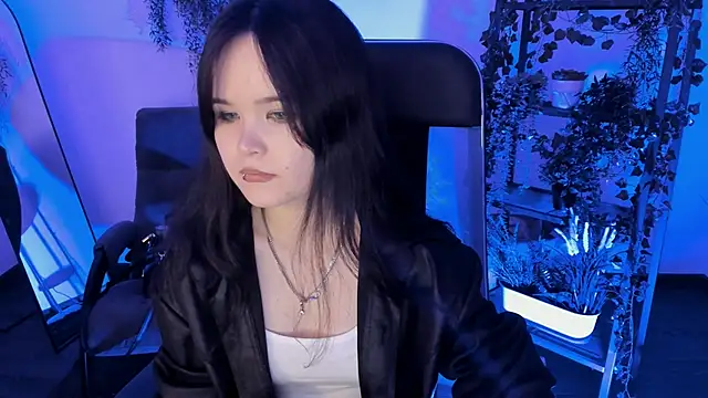 Snapshot of Elainebeness chatting on May 22, 8:25 pm Elainebeness online show from May 22, 8:25 pm
