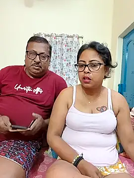 Snapshot of JODI_NO1 chatting on February 5, 1:27 pm JODI NO1 online show from February 5, 1:27 pm