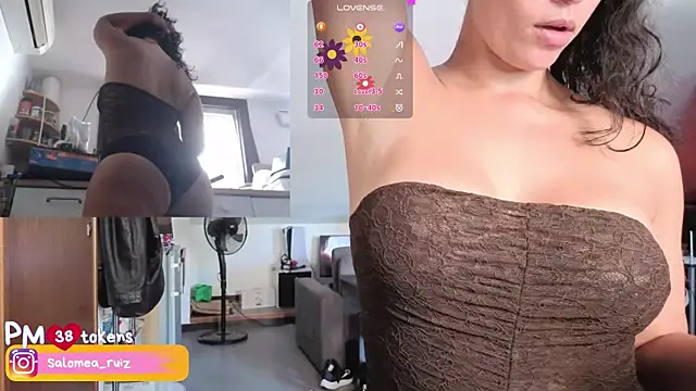 Snapshot of salomea_r chatting on June 16, 12:19 pm salomea r online show from June 16, 12:19 pm